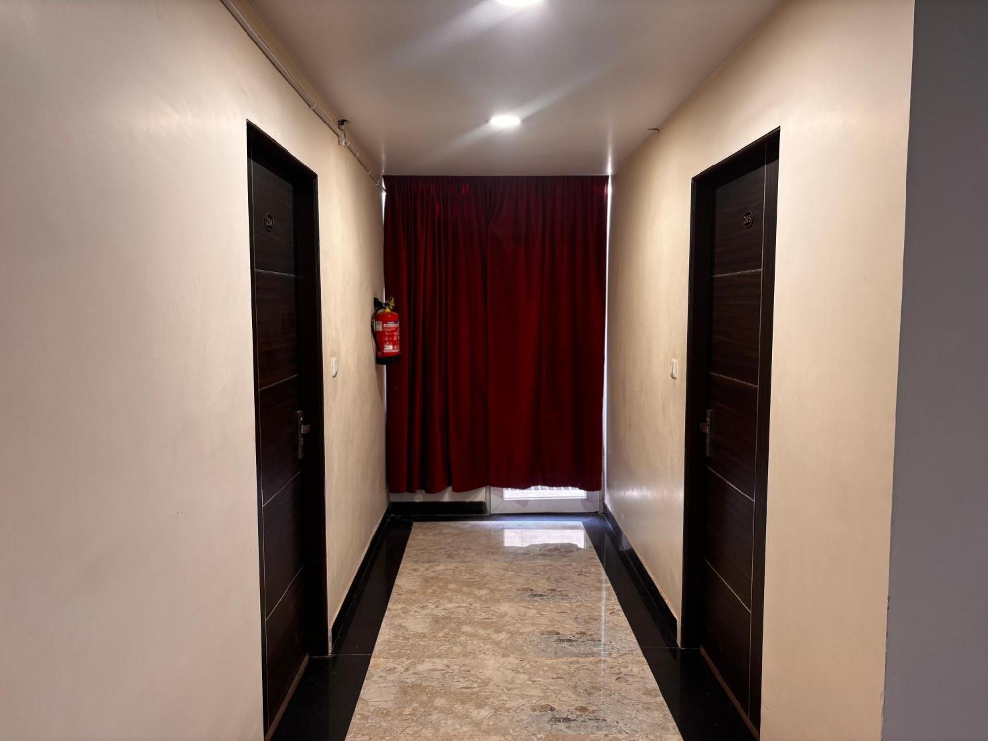 Hotel Gulabi Nagri, Malviya Nagar, Jaipur Exteriör bild